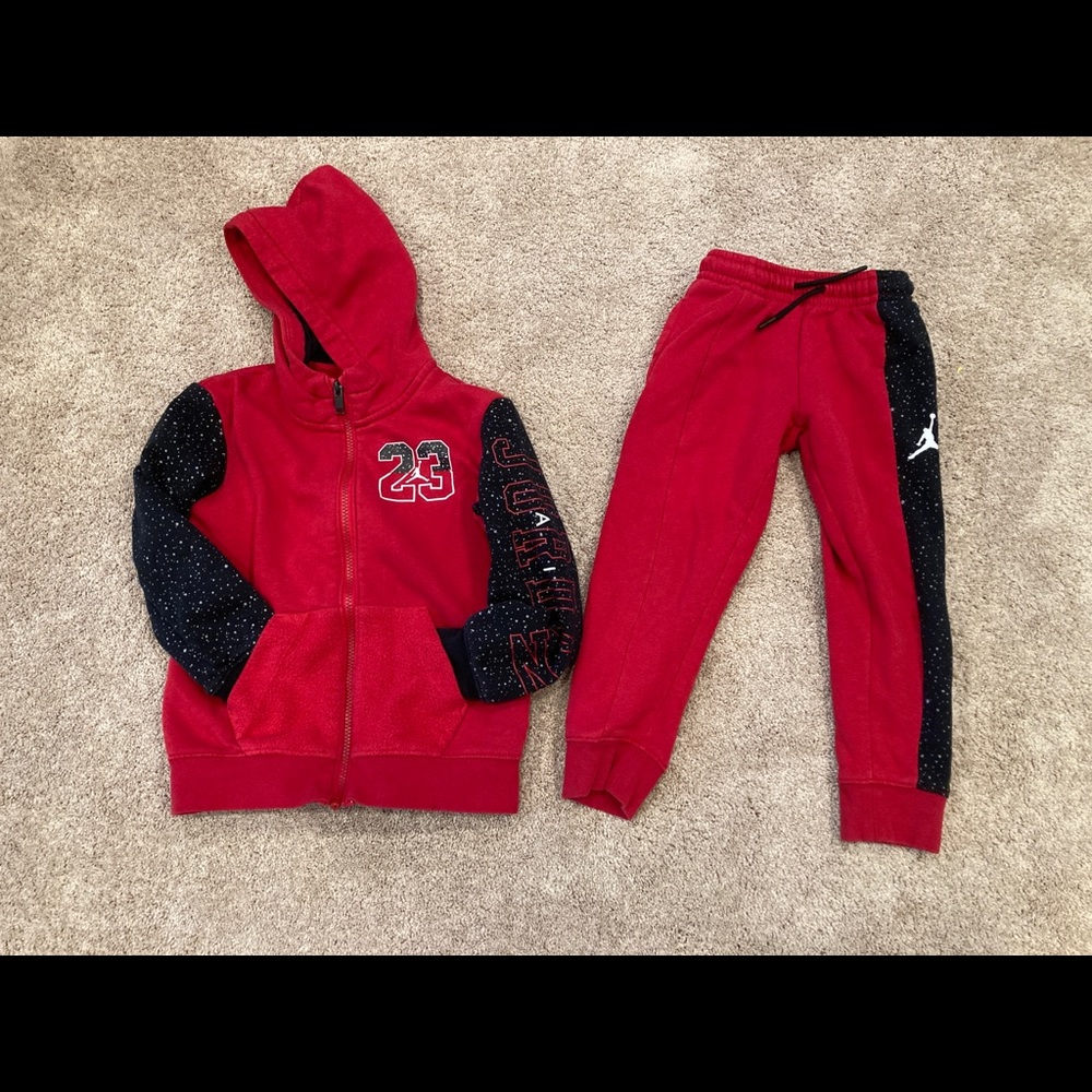 Jordan sweat suit with full zip sweatshirt